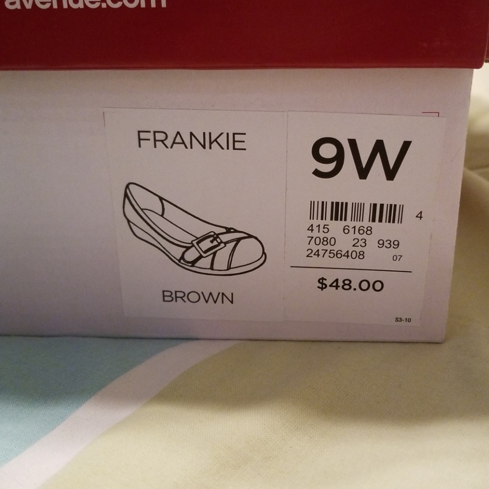 Shoes - Picture 3 of 3